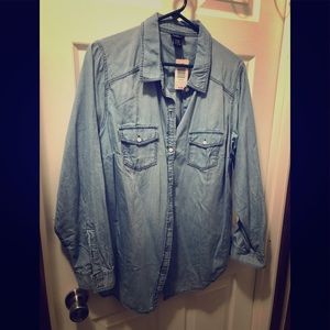 Torrid long sleeve button down denim shirt